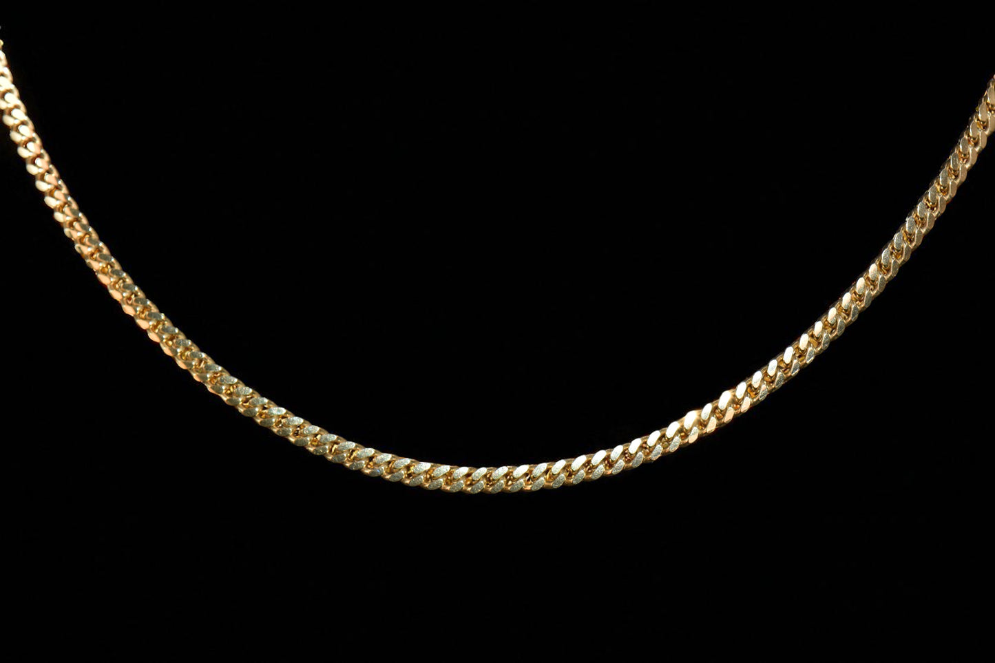 10K Cuban Link Solid Gold Choker / Cadena Estilo Cuban 10K Solidad Gargantilla
