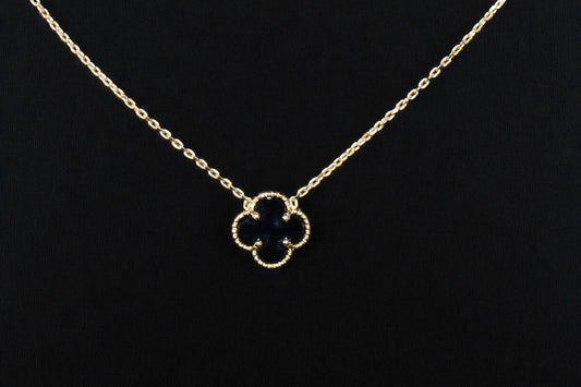 14K Necklace with Black Flower Pendant / Cadena 14K con Dije de Flor Negro