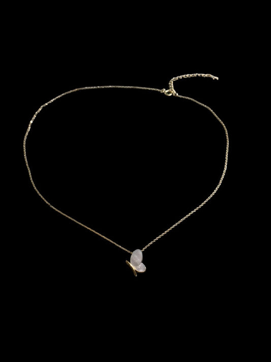 14K Yellow Gold Necklace with Pearl Butterfly / Cadena de Mariposa con Perla en Oro 14K