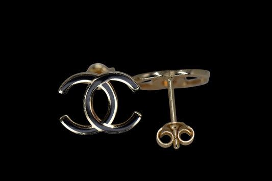 14K Yellow Gold Earrings / Aretes de CC 14K