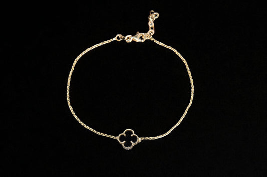 14K Adjustable Flower Bracelet – 8in / Pulsera Ajustable de Flor Negra 14K – 8 pulgadas