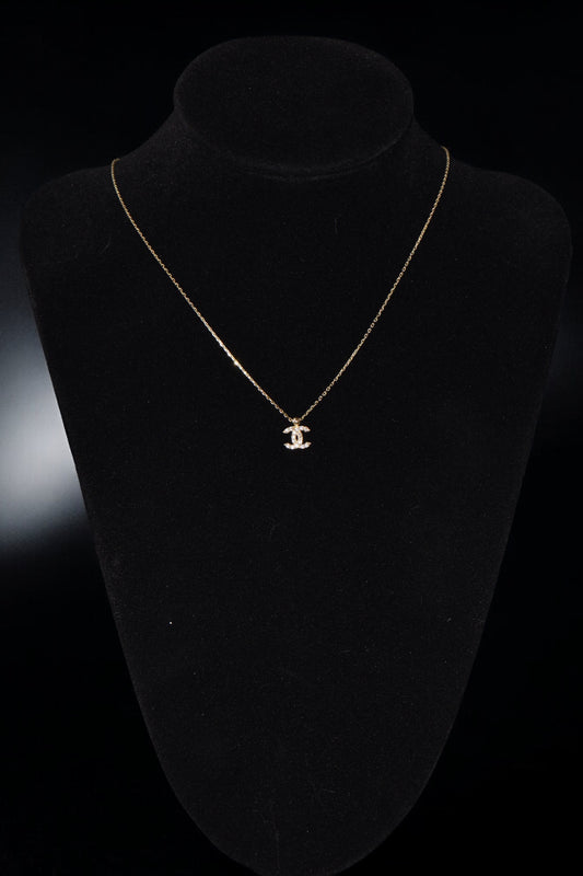 10K Double C Necklace / Cadena con Dije de Doble C 10K